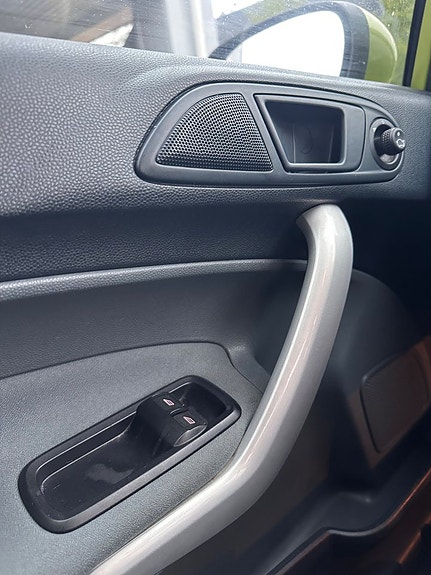 Ford Fiesta 15 of 15