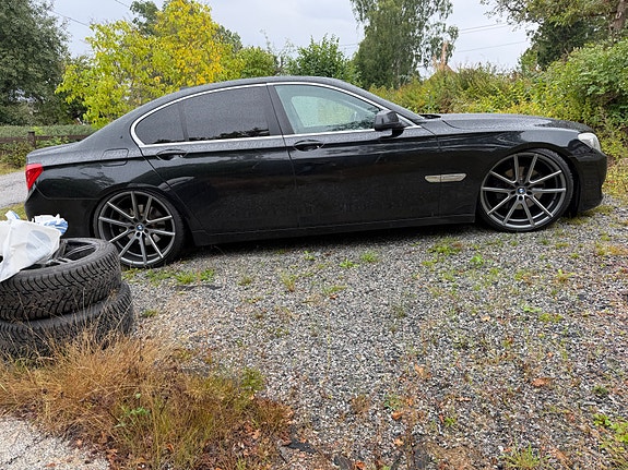 BMW 730d 3 of 10