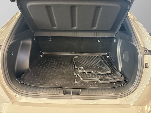 Hyundai Kona 12 of 18