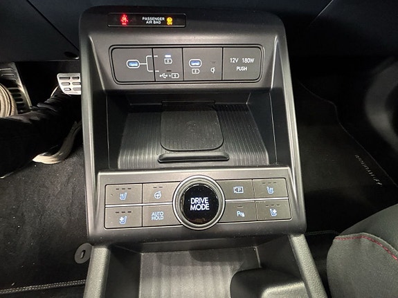 Hyundai Kona 16 of 18