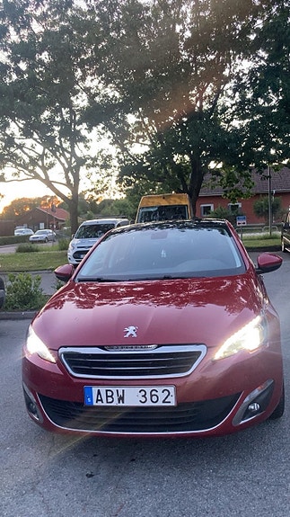 Peugeot 308 3 of 6