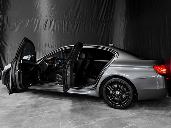 BMW 520d 10 of 30