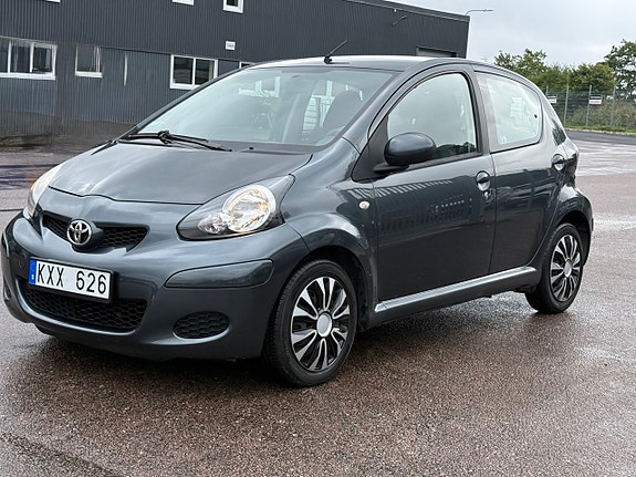 Toyota Aygo 4 of 14