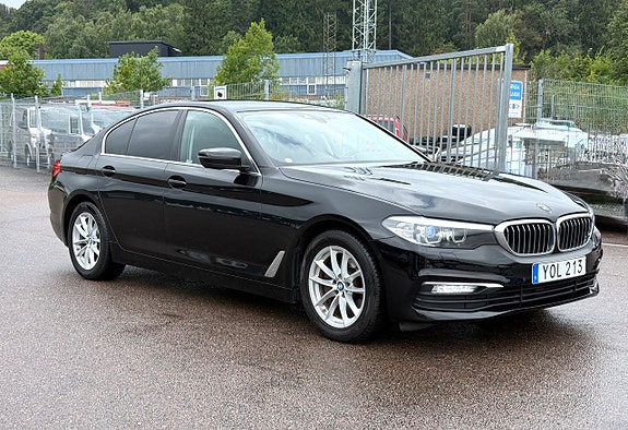 BMW 520d 2 of 17