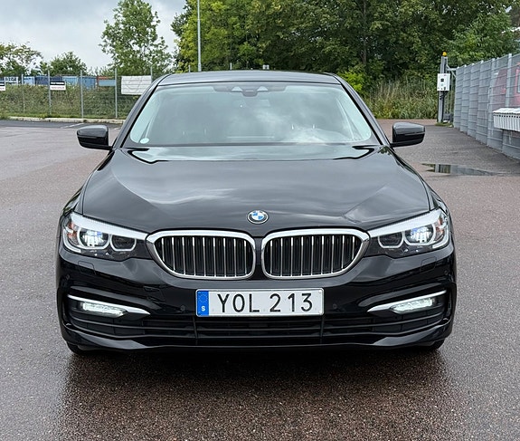 BMW 520d 3 of 17