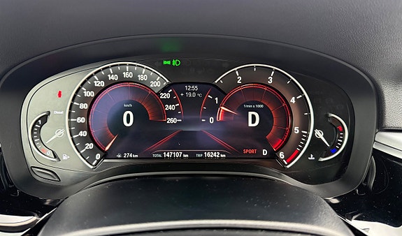 BMW 520d 15 of 17