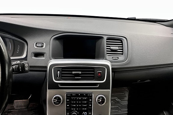 Volvo V60 6 of 9