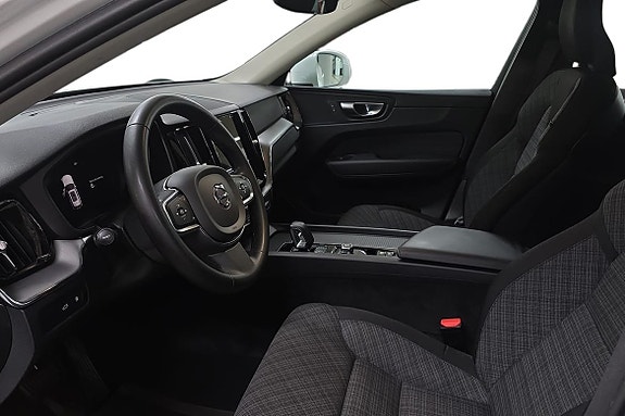 Volvo XC60 14 of 24