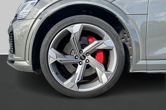 Audi SQ8 5 of 19