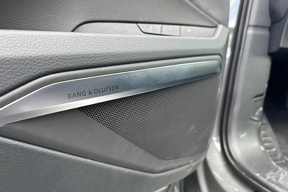 Audi SQ8 17 of 19