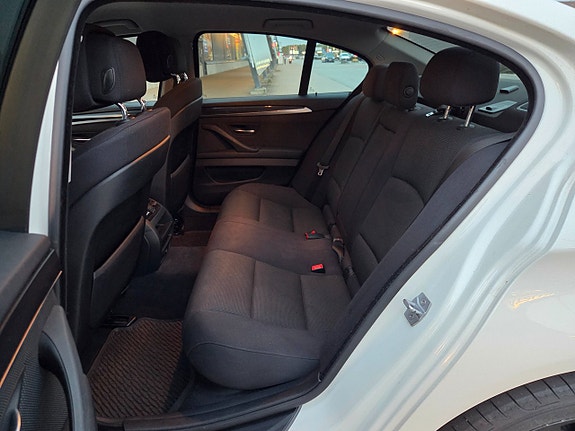 BMW 520d 13 of 20