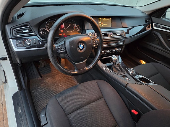 BMW 520d 12 of 20