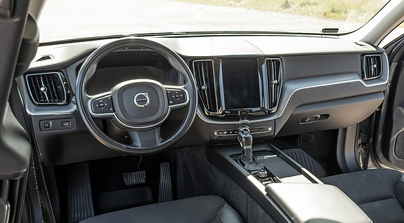 Volvo XC60 10 of 11