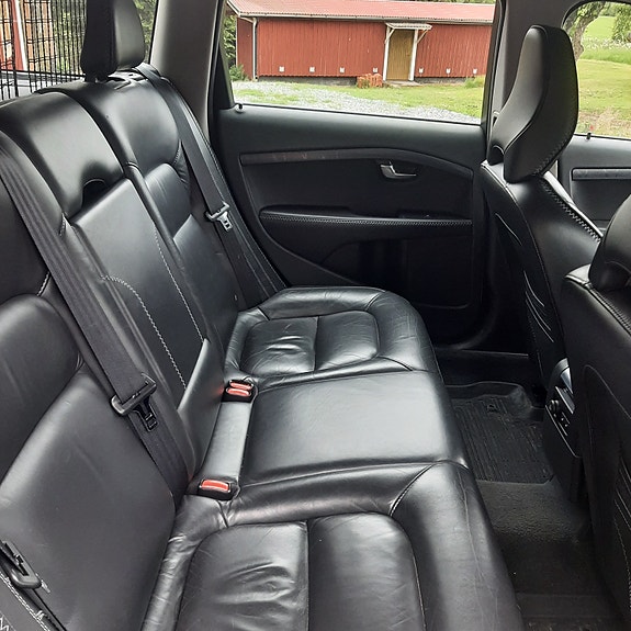 Volvo V70 7 of 7