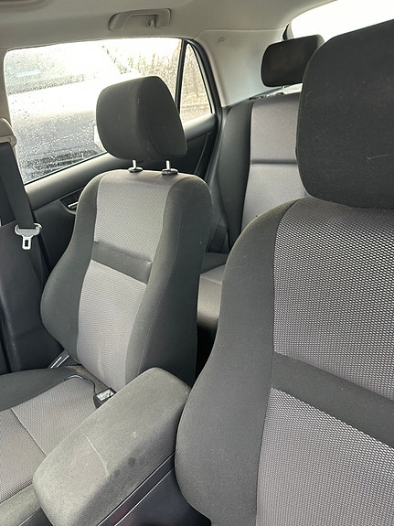 Toyota Corolla 6 of 6