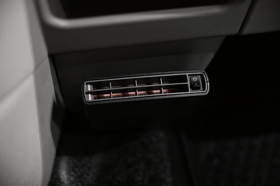 Volkswagen Transporter 26 of 30