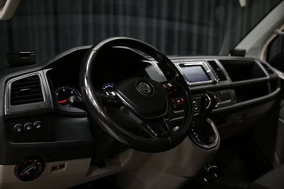 Volkswagen Transporter 24 of 30