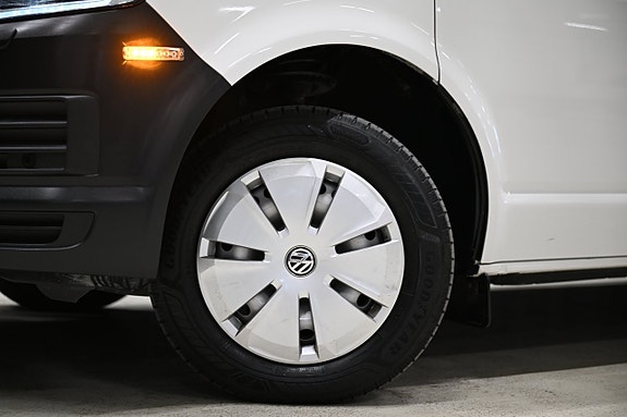 Volkswagen Transporter 4 of 30