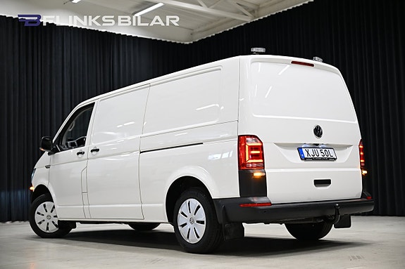 Volkswagen Transporter 19 of 30