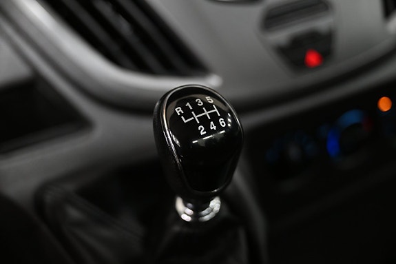 Ford Transit 24 of 30