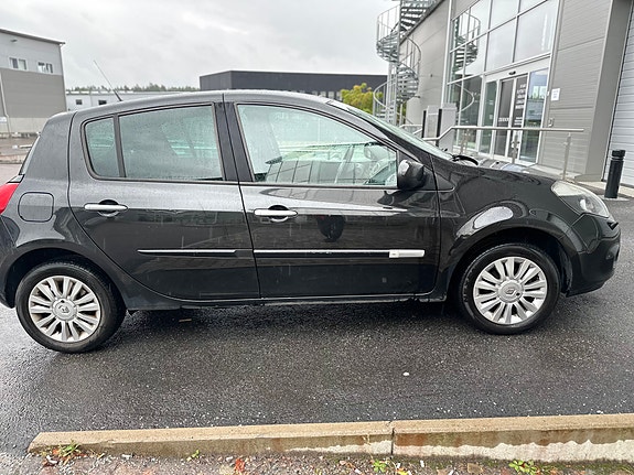 Renault Clio 4 of 6