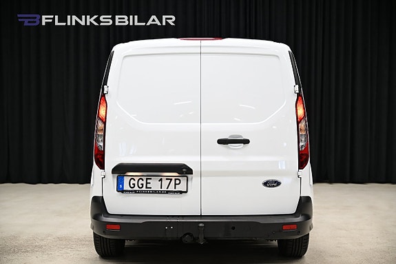 Ford Transit Connect 13 of 30