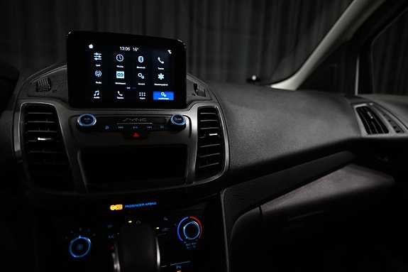 Ford Transit Connect 26 of 30