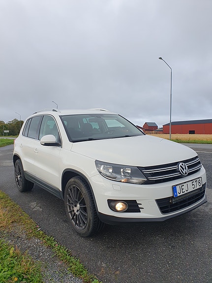 Volkswagen Tiguan 4 of 10
