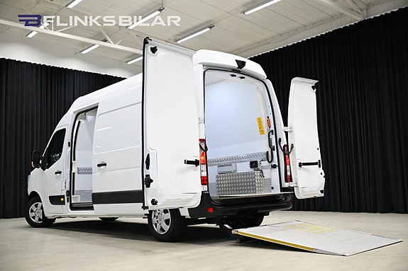 Renault Master 8 of 30