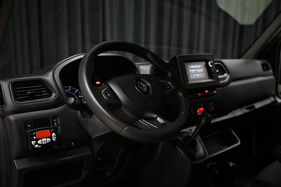 Renault Master 18 of 30