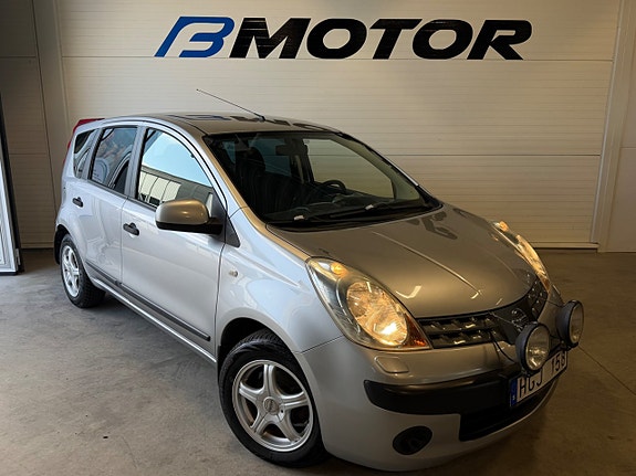 Nissan Note 2 of 11