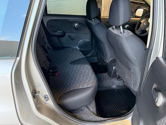 Nissan Note 9 of 11