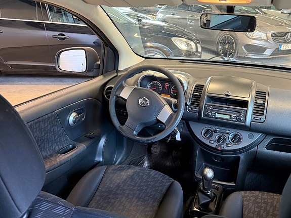 Nissan Note 8 of 11