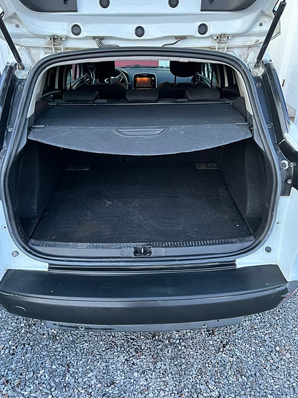 Renault Clio 9 of 9