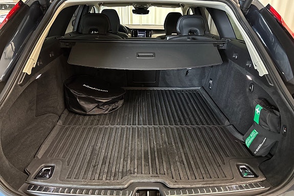 Volvo V90 13 of 20