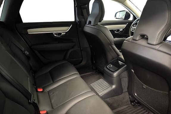 Volvo V90 11 of 20