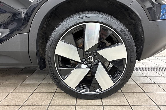 Volvo C40 17 of 21
