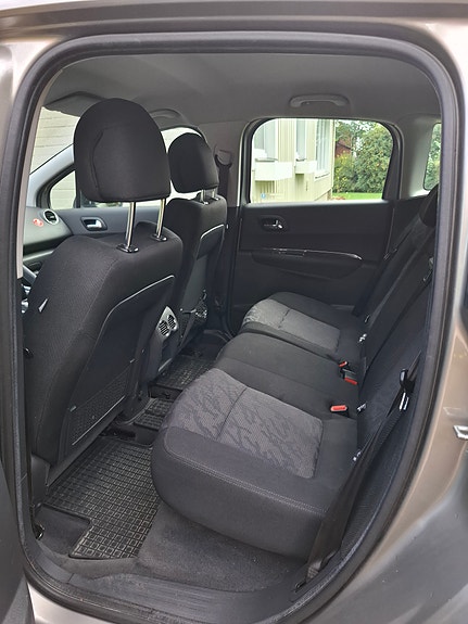 Peugeot 3008 3 of 6