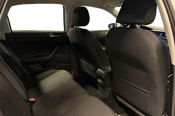 Volkswagen Polo 18 of 22