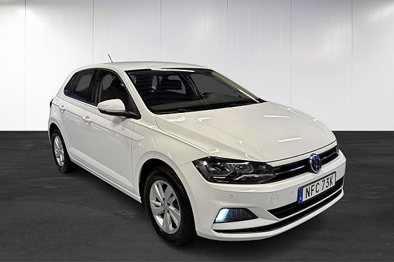 Volkswagen Polo 2 of 22
