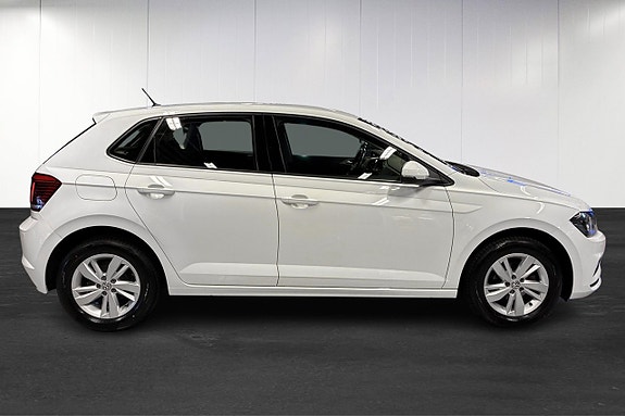 Volkswagen Polo 8 of 22