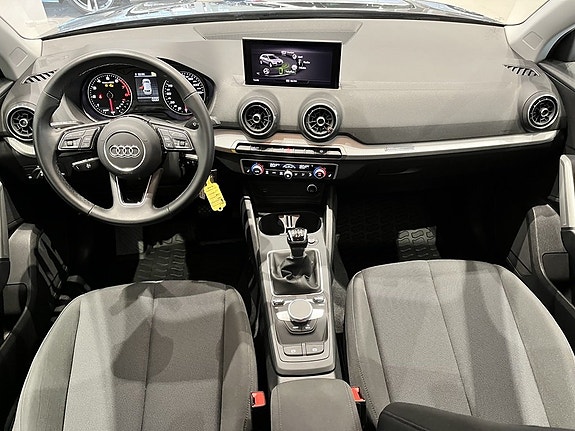 Audi Q2 7 of 11