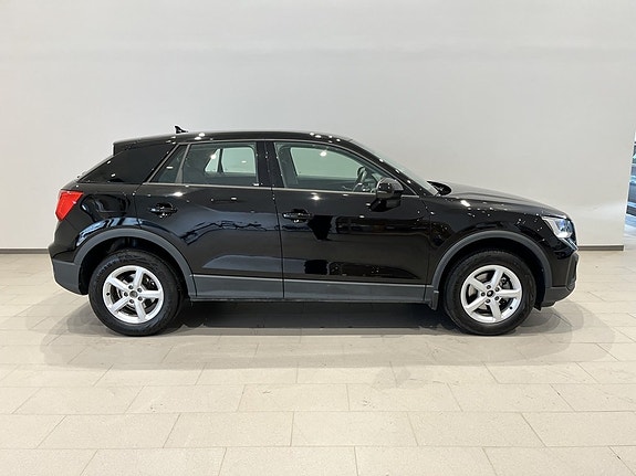 Audi Q2 3 of 11