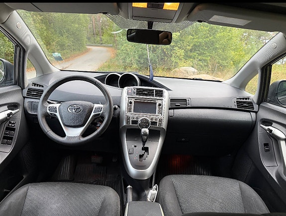 Toyota Verso 5 of 6