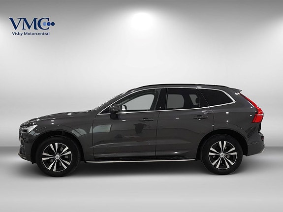 Volvo XC60 2 of 11