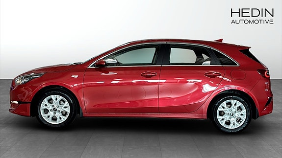 Kia Ceed 6 of 12