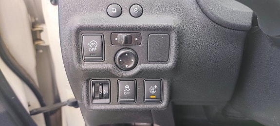 Nissan Note 7 of 9