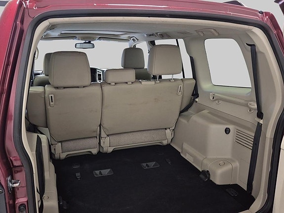 Mitsubishi Pajero 13 of 15