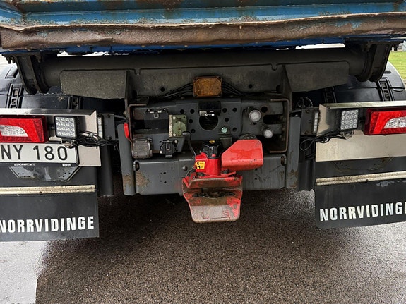 Scania R 520 B8x4*4NB Tipp / Schakt bil 4 of 10