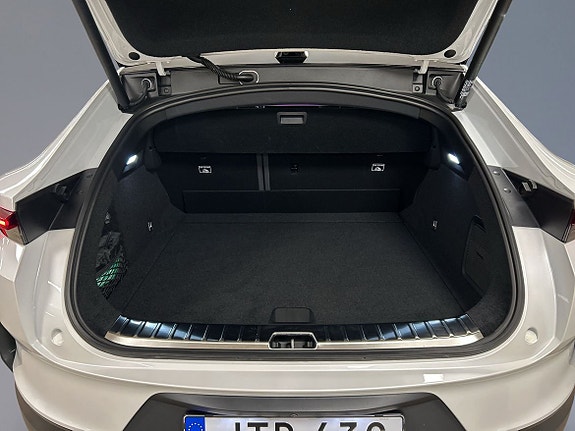 Polestar 4 9 of 14